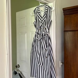 Court & Rowe oh so cool and comfortable w/pockets.